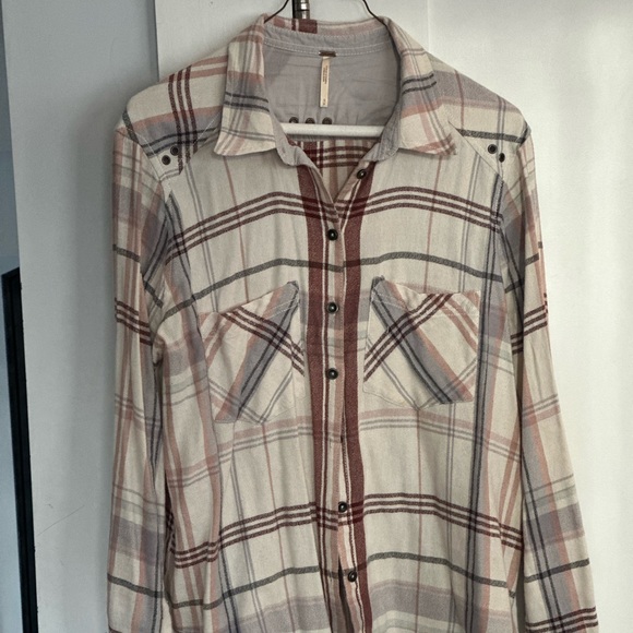 Free People Tops - Free People Long Sleeve Shirt Size Small